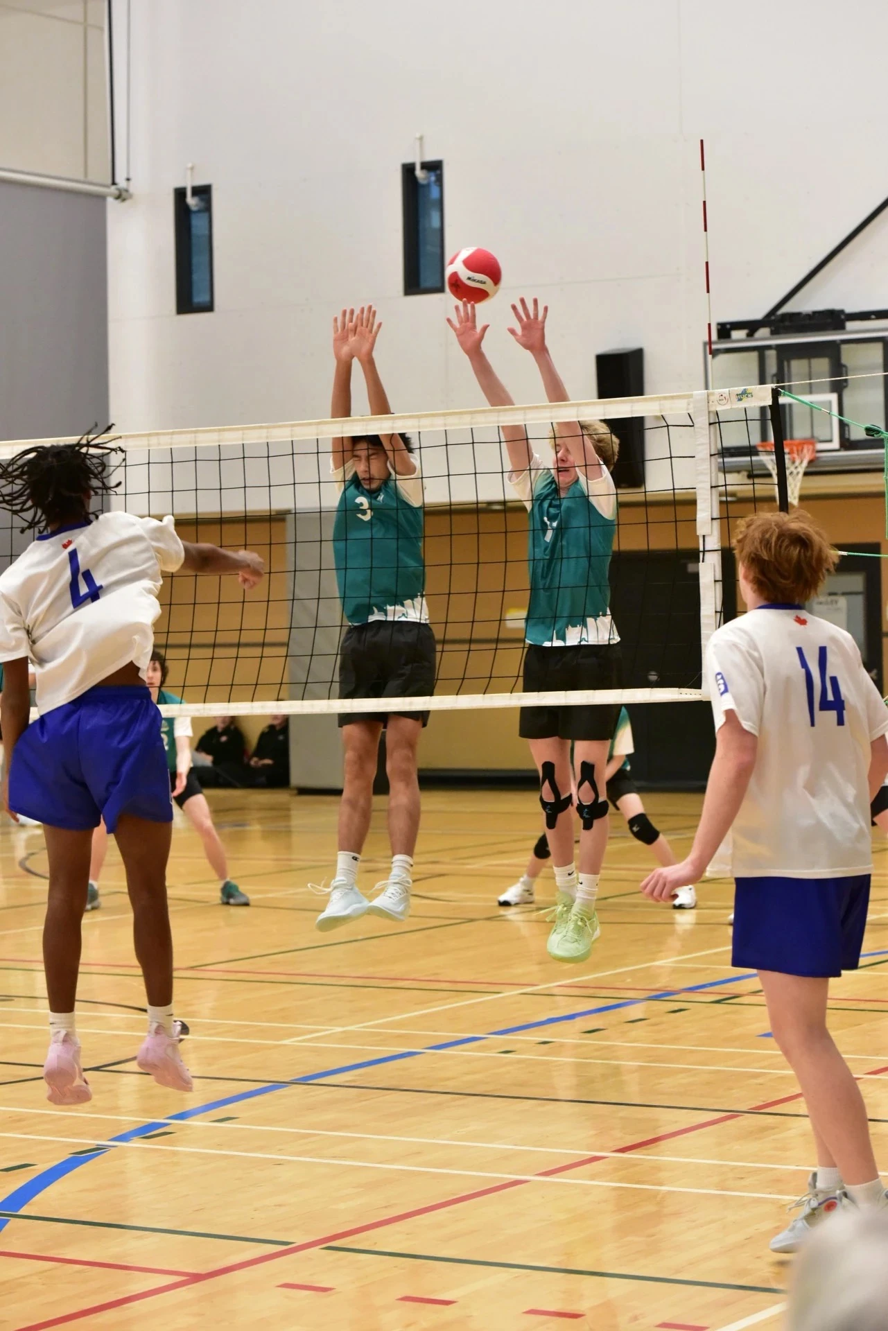 Skyline athletes training during a volleyball session